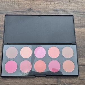 BH Cosmetics Vibrant Blush Palette